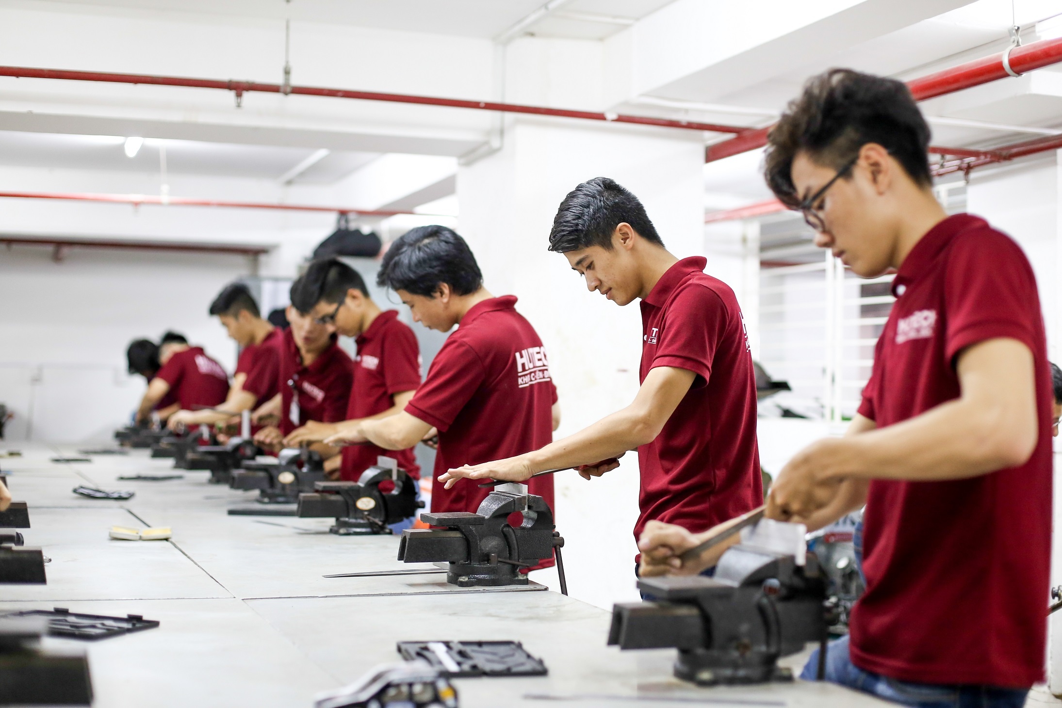 HUTECH ảnh 1 HUTECH anh 1