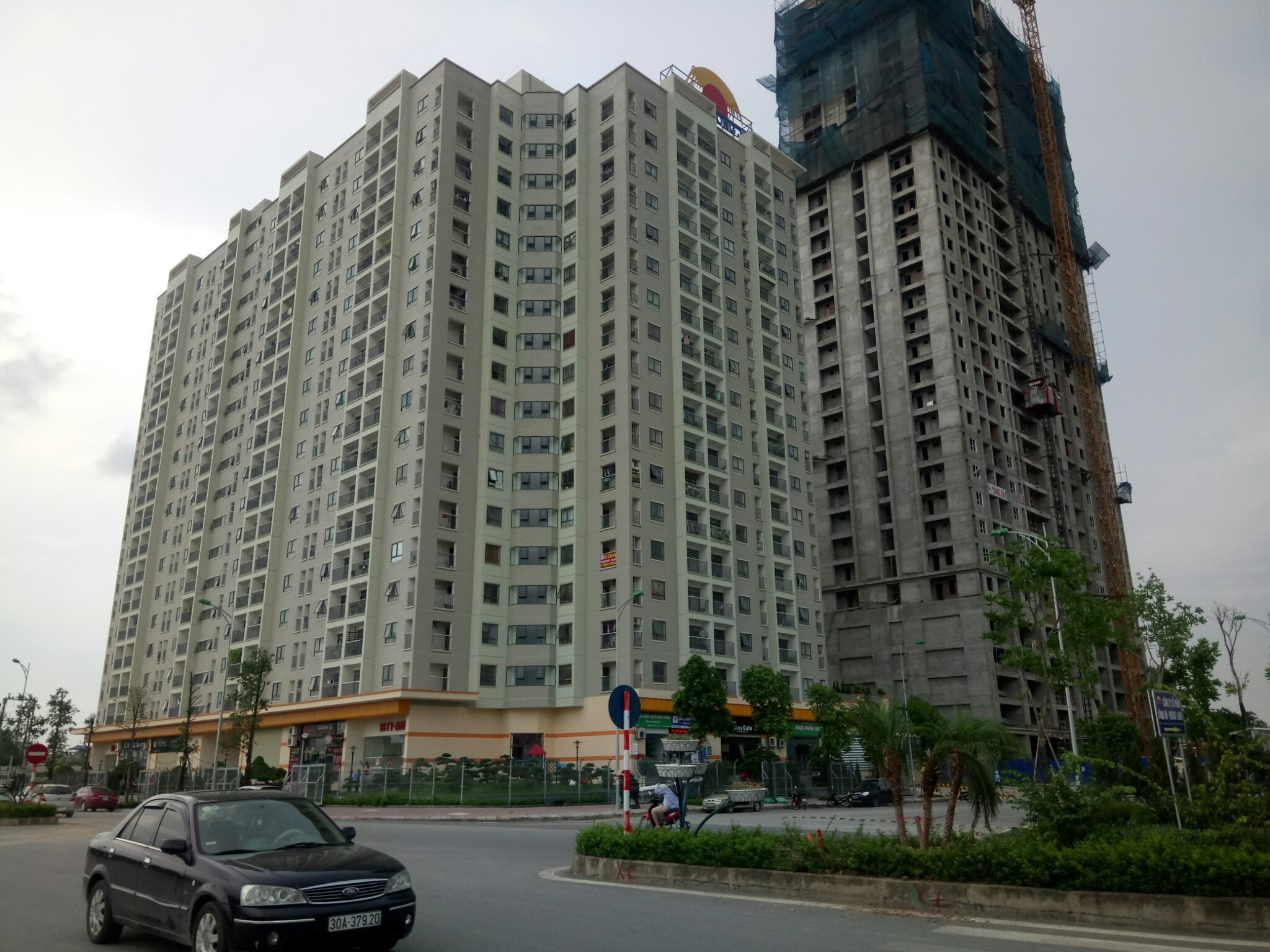 Song Da Hoang Long anh 8