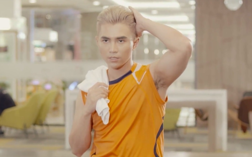 Will 365 khoe hinh the chuan trong phong tap hinh anh