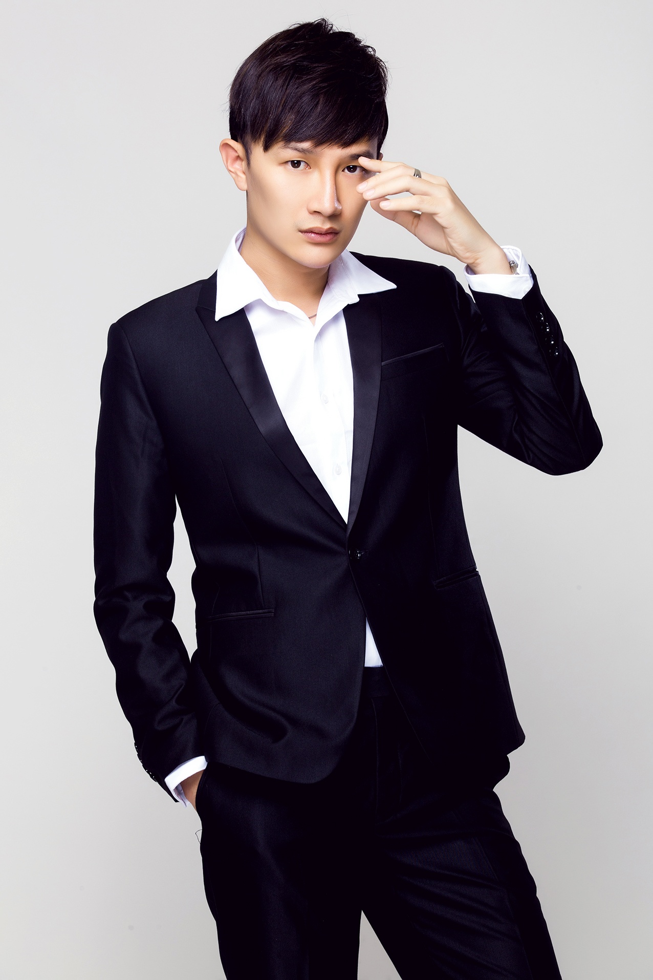 nam vuong Tien Pham anh 7