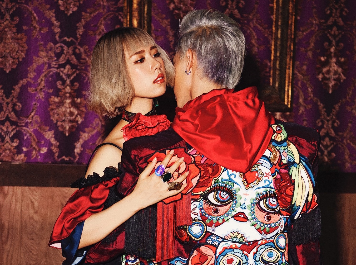 Min va Erik lan dau mang 'Ghen' len song truc tiep hinh anh