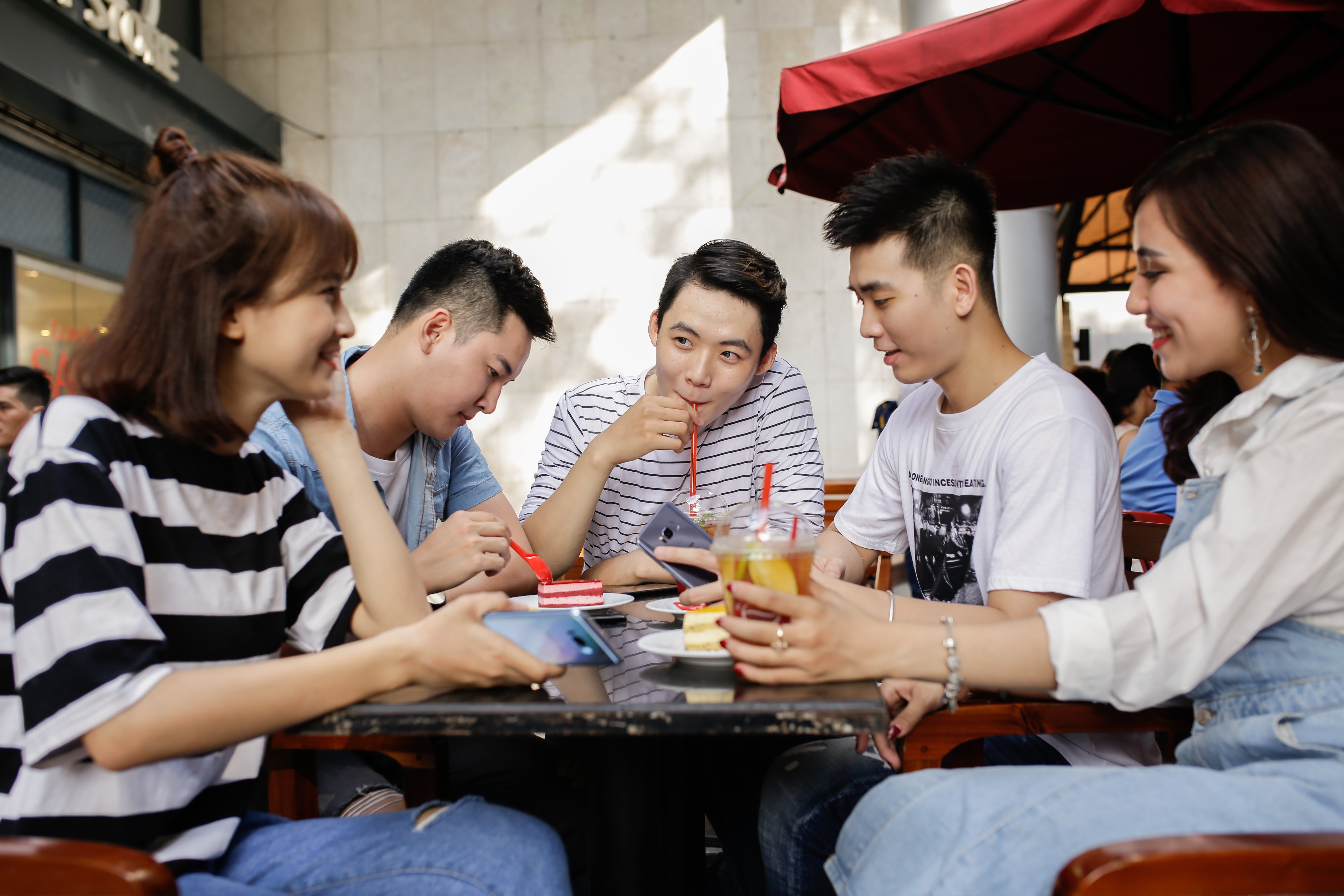 24 gio dung Galaxy S8/S8+ anh 2