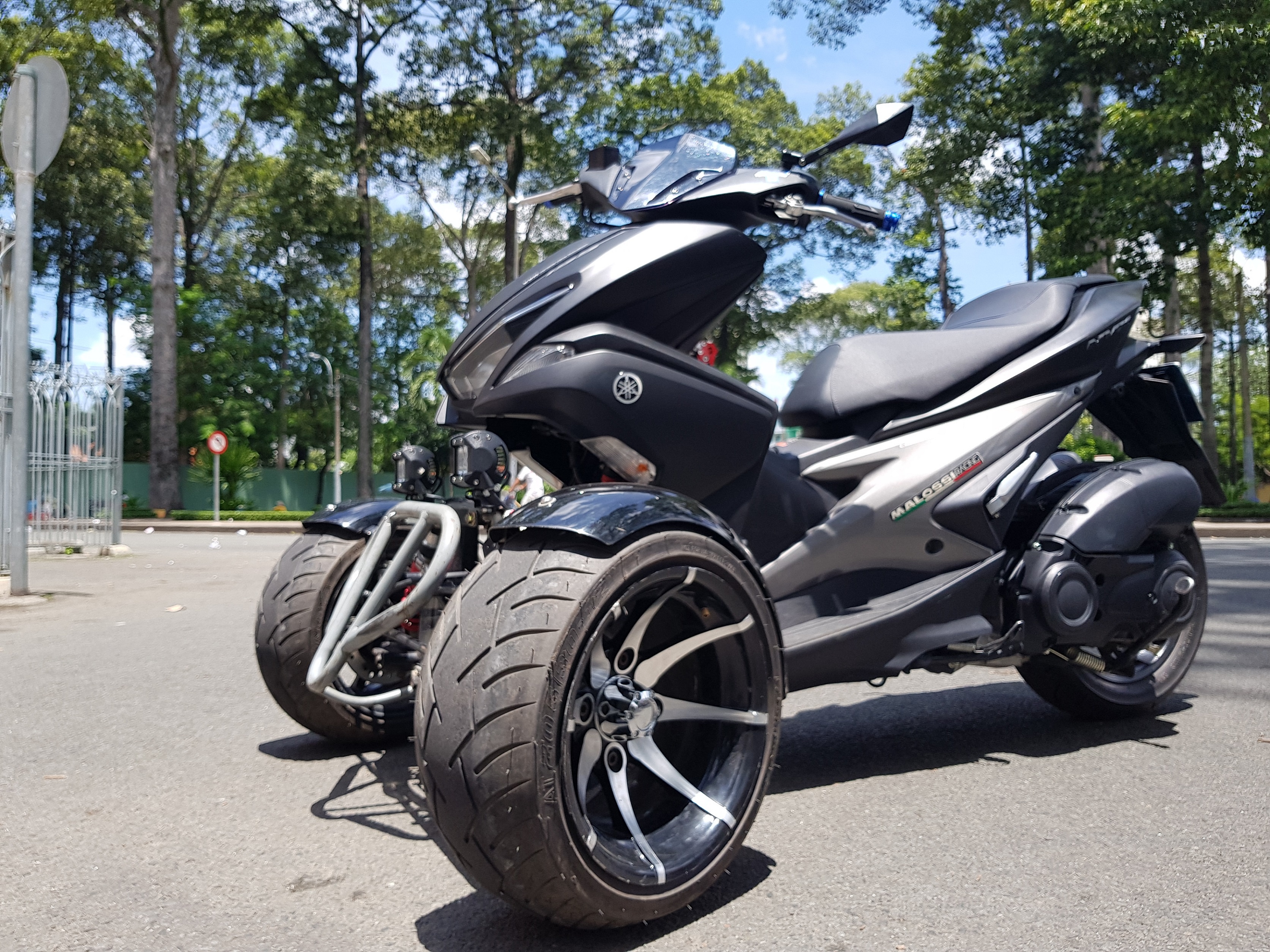 loat Yamaha NVX do hut mat cua dan choi Sai thanh anh 7