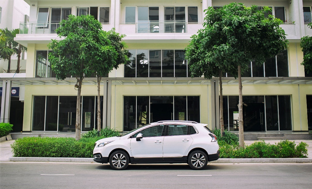 Peugeot 3008 ban nang cap co gia 1, 1 ty dong anh 3