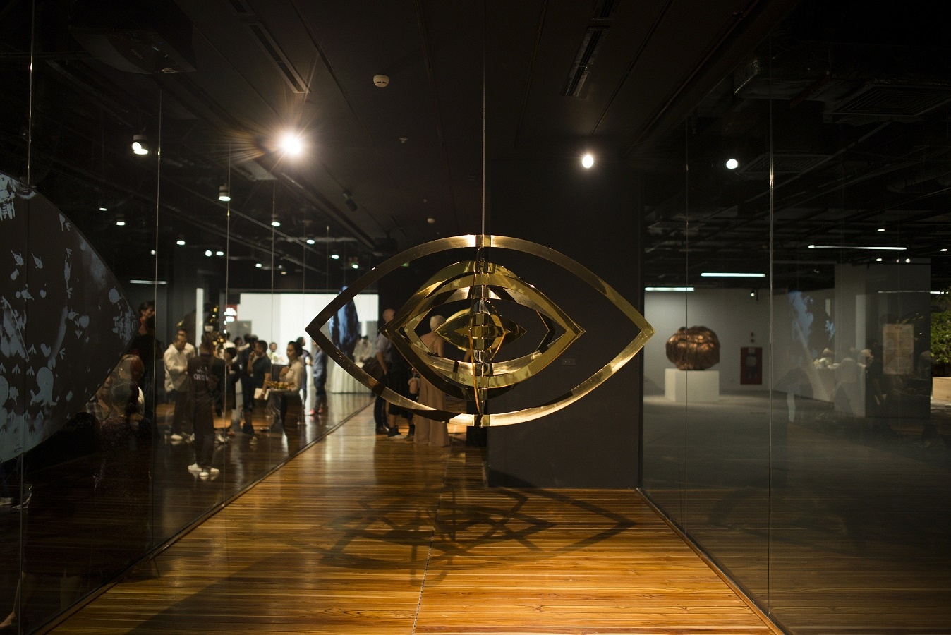 trung tam nghe thuat duong dai Vincom anh 2