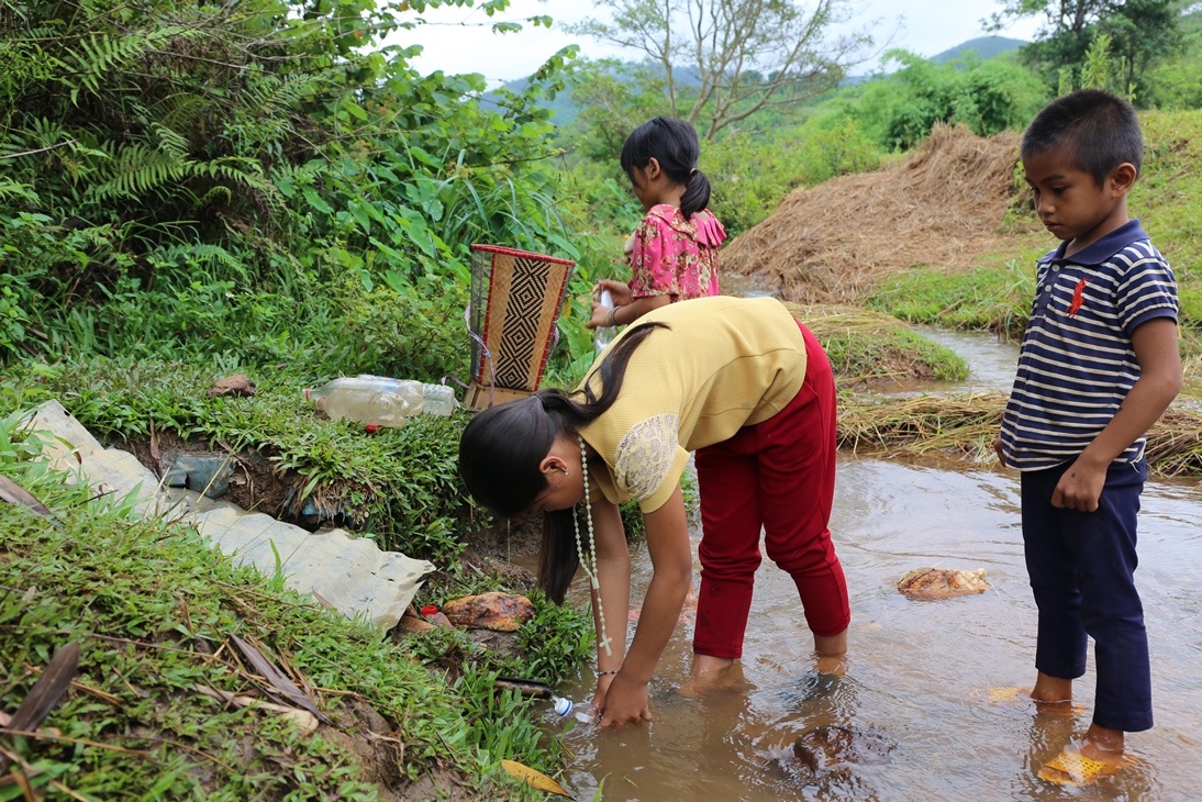 Hanh trinh dua nuoc sach den vung han man anh 9