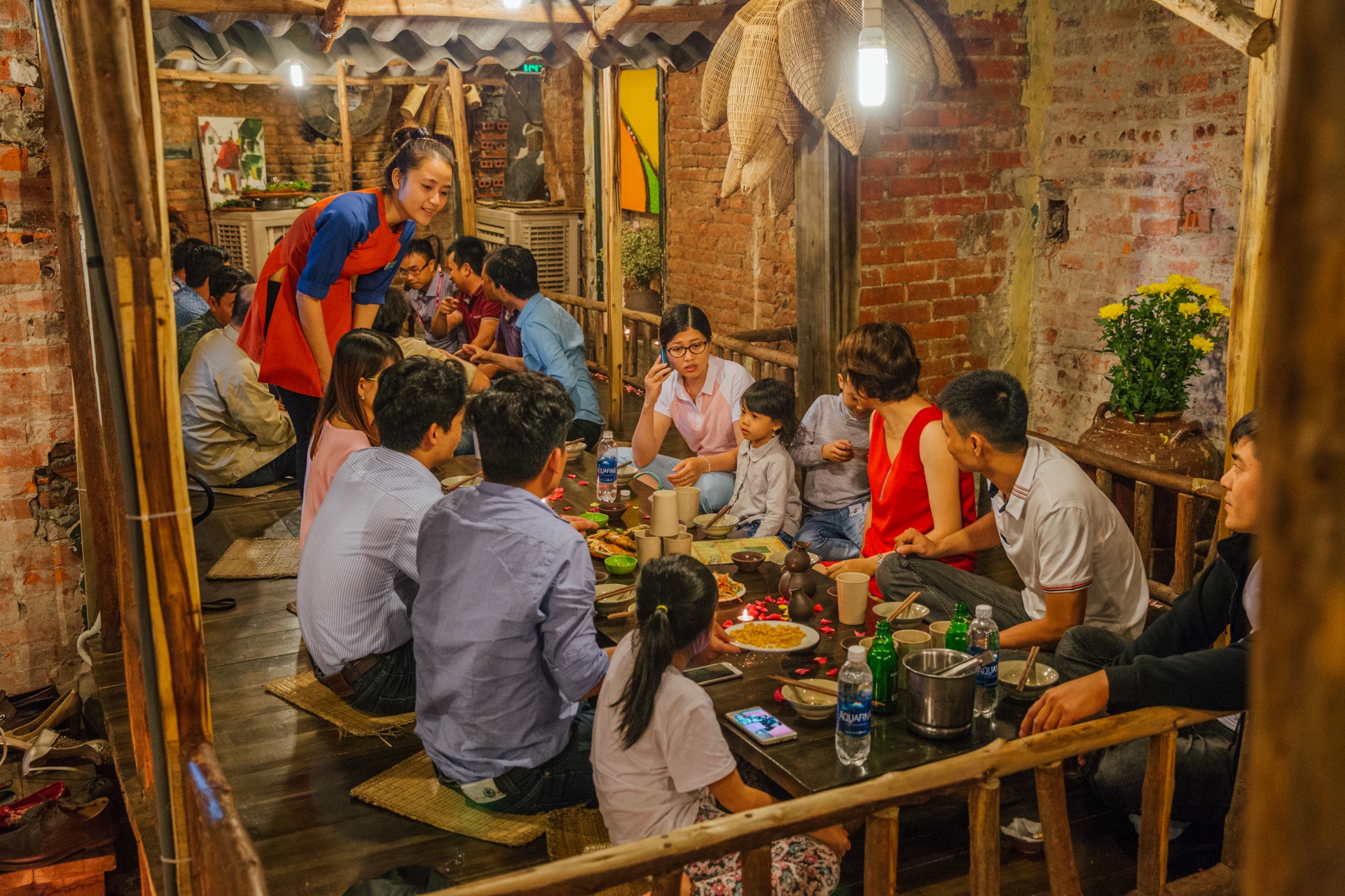 quan an dep nhu buc hoa dong que tai Ha Noi anh 5