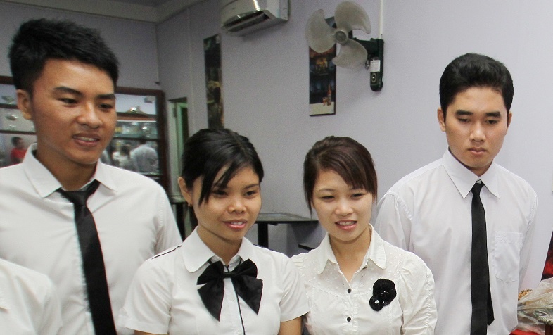 Nhieu lua chon cho hoc sinh bo ngang chuong trinh THPT hinh anh