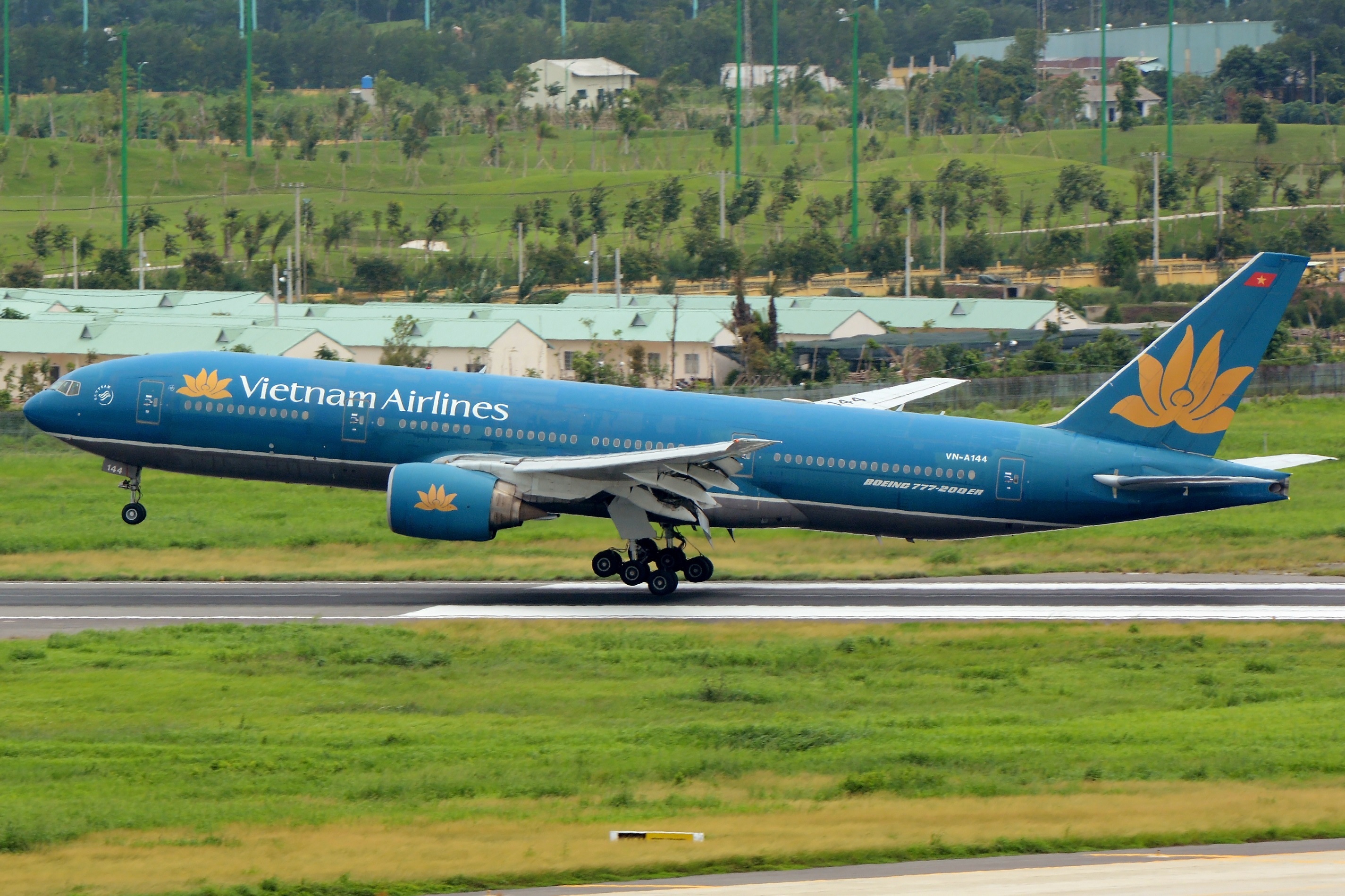Vietnam Airlines hoan tat ban giao doi bay Boeing 777 sau 15 nam hinh anh