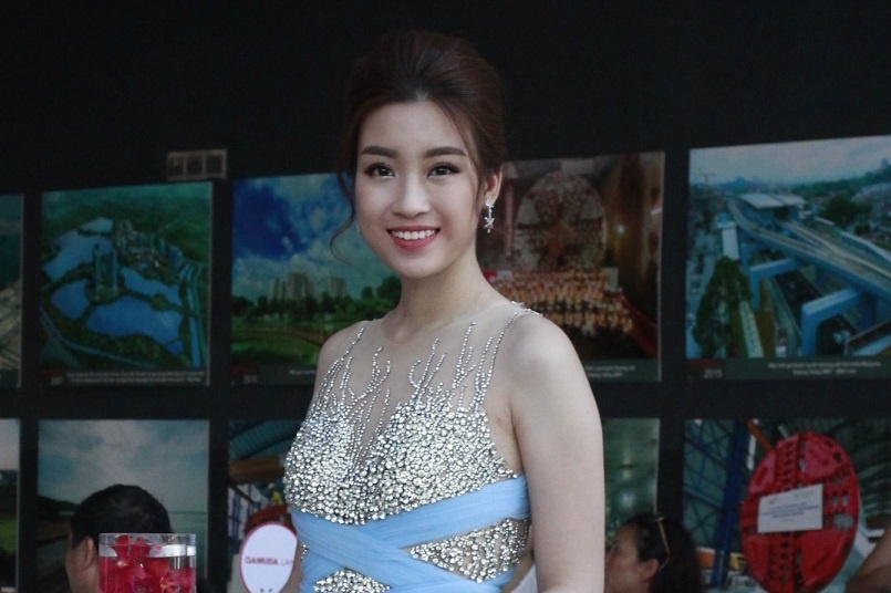 Hoa hau My Linh yeu kieu trong dem nhac 'Tropical Music Night' hinh anh
