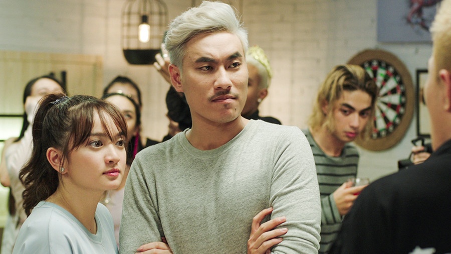 Em chua 18 tai chieu tren nhieu man anh nho anh 1