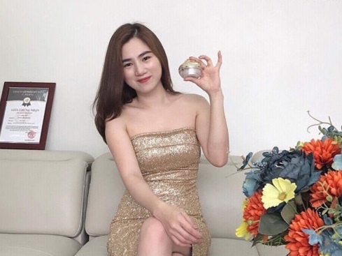 G-White tao dot pha trong viec cham soc da bang duoc lieu thien nhien hinh anh