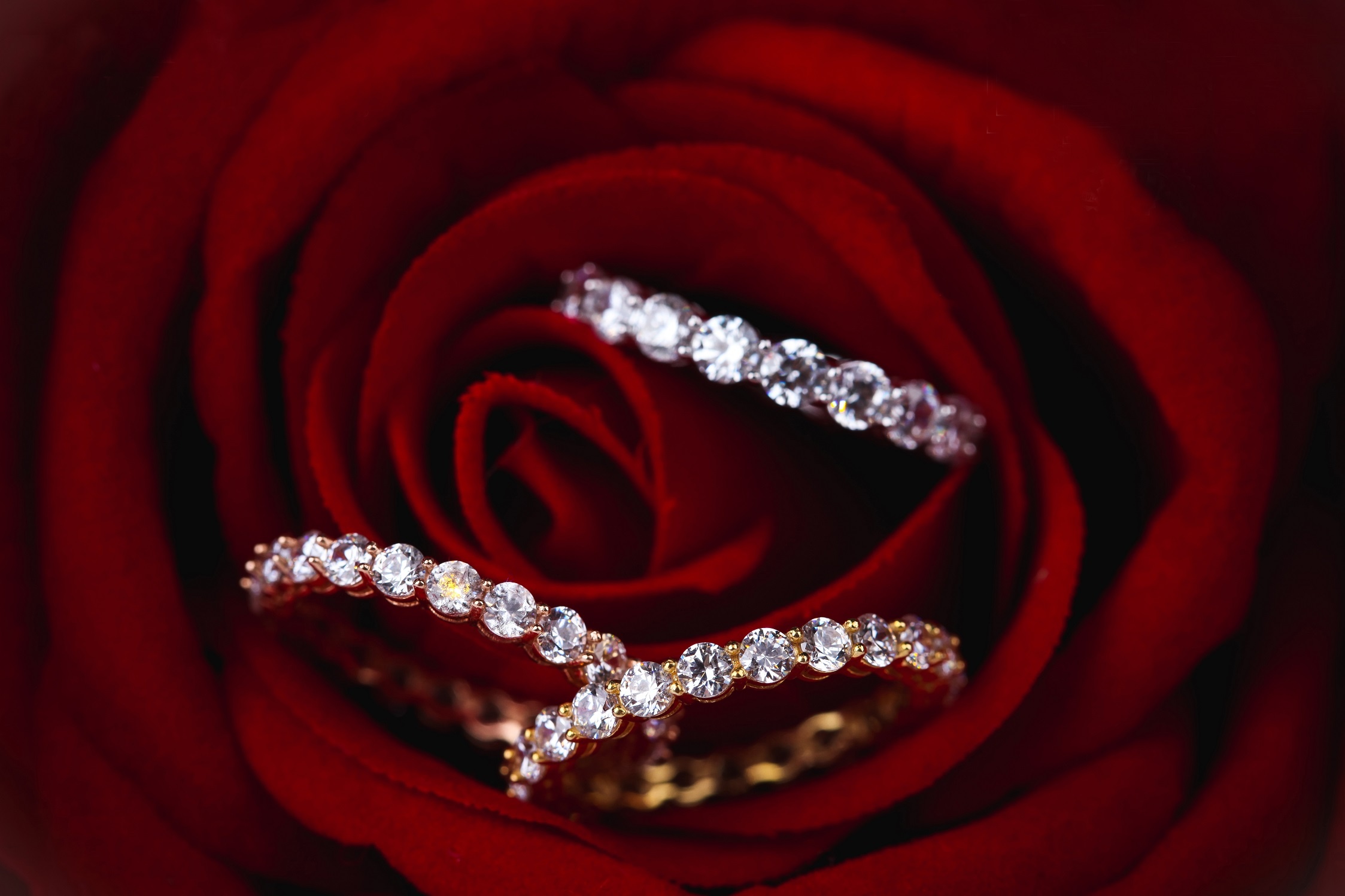 trang suc Phu Quy anh 9