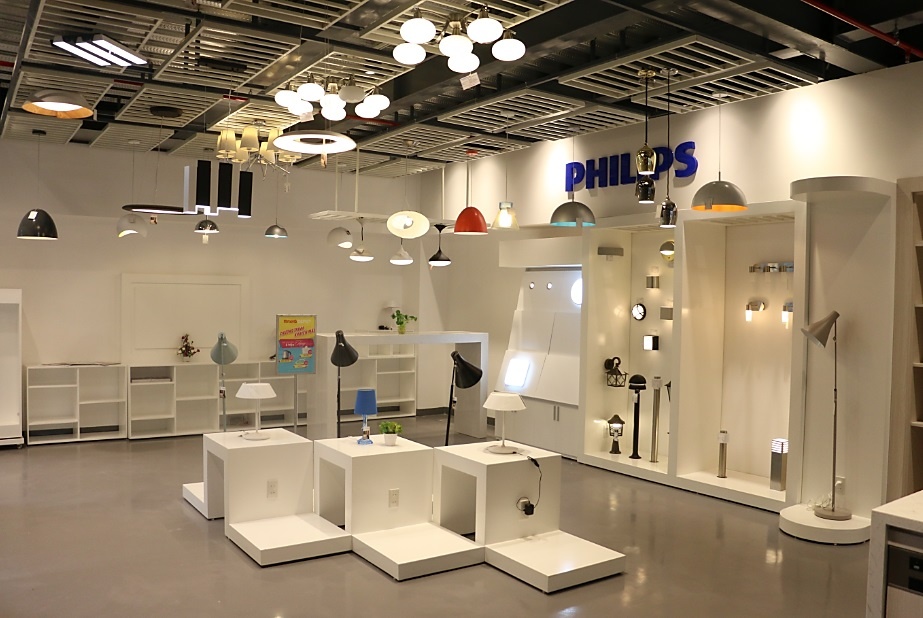 Khai truong trung tam RitaVo Depot tai Dong Nai va Ha Noi hinh anh