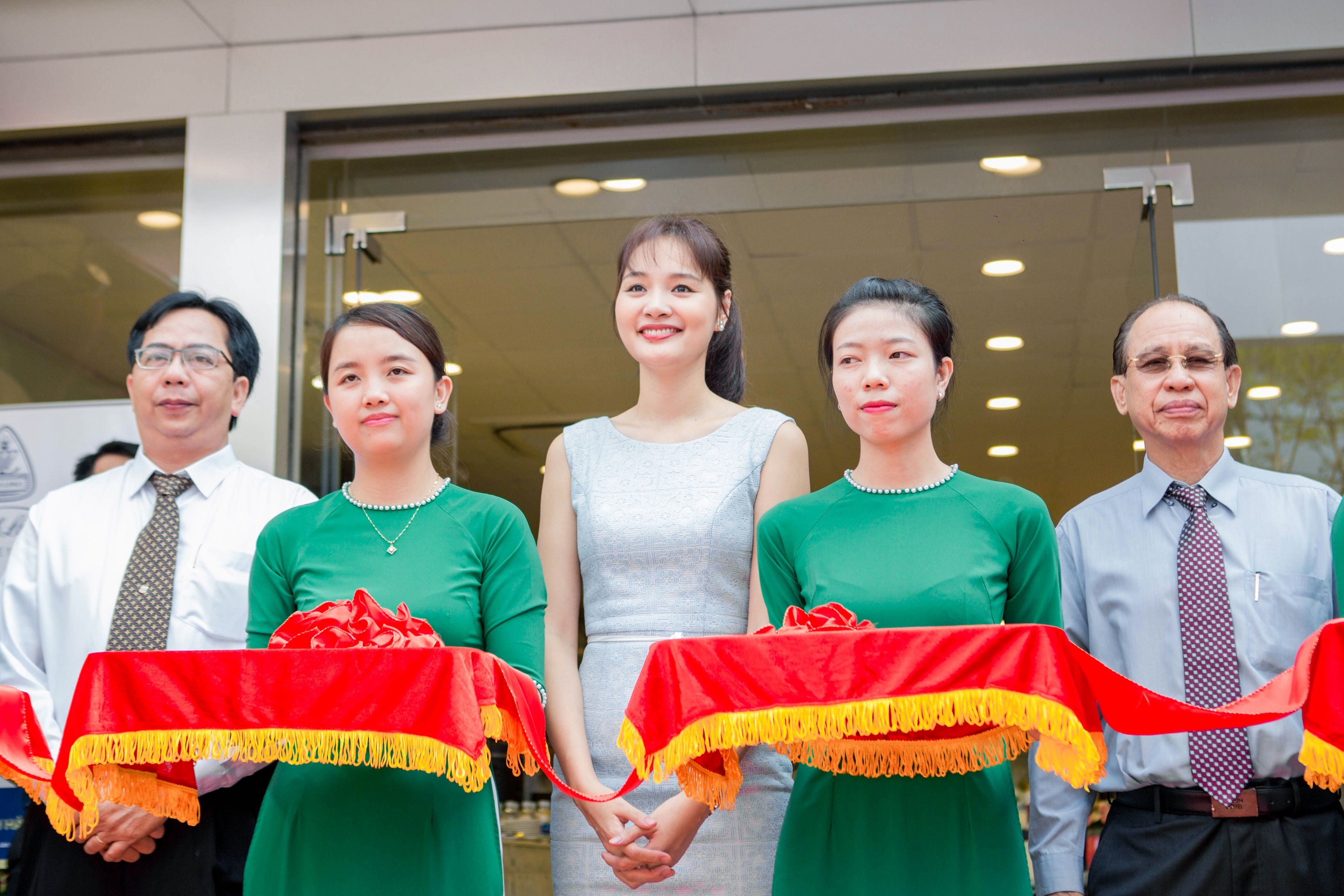 gom su Minh Long anh 6