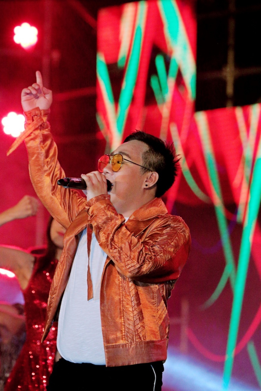 Dang Quang Watch anh 11