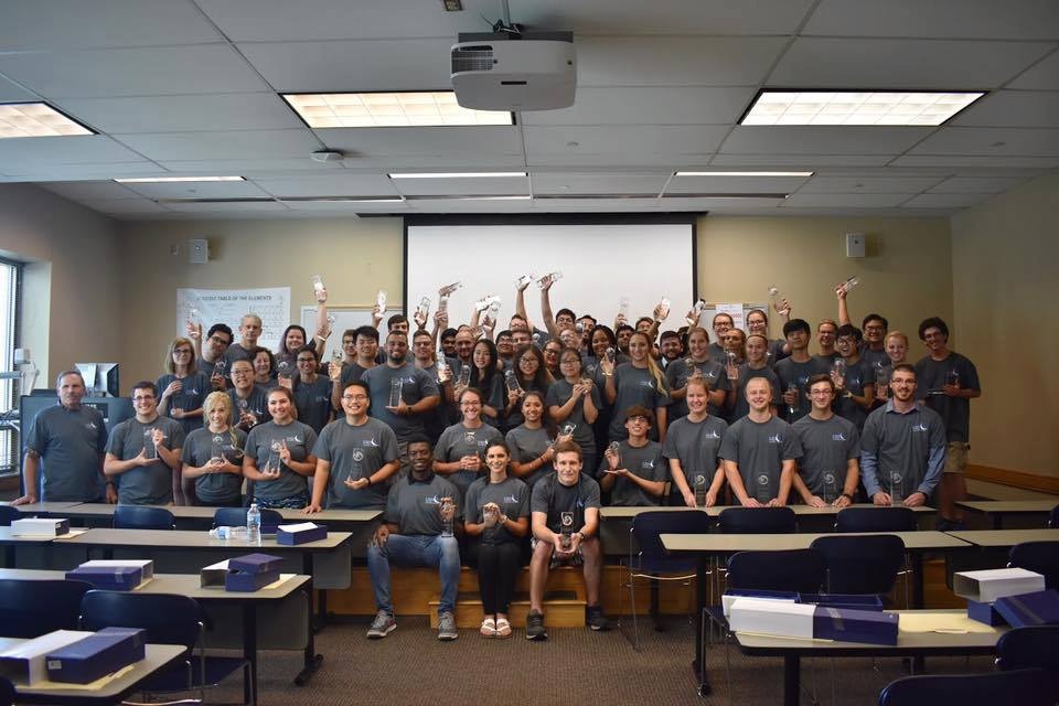 Dai hoc Tan Tao anh 2