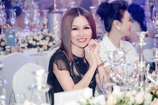 Hoa hậu Bùi Thị Hà ảnh 5 Hoa hau Bui Thi Ha anh 5