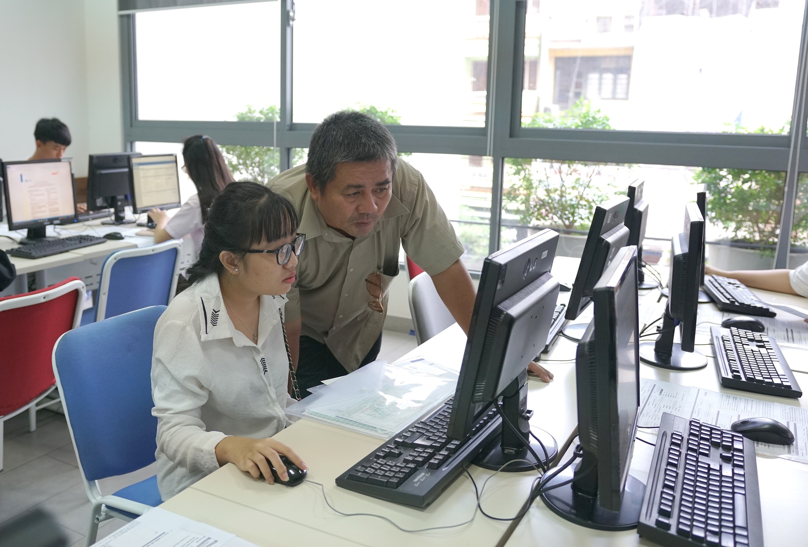ĐH Hoa Sen ảnh 1 DH Hoa Sen anh 1