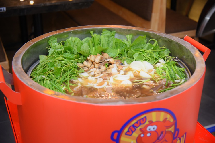 Lẩu bò Sài Gòn  ảnh 1 Lau bo Sai Gon anh 1