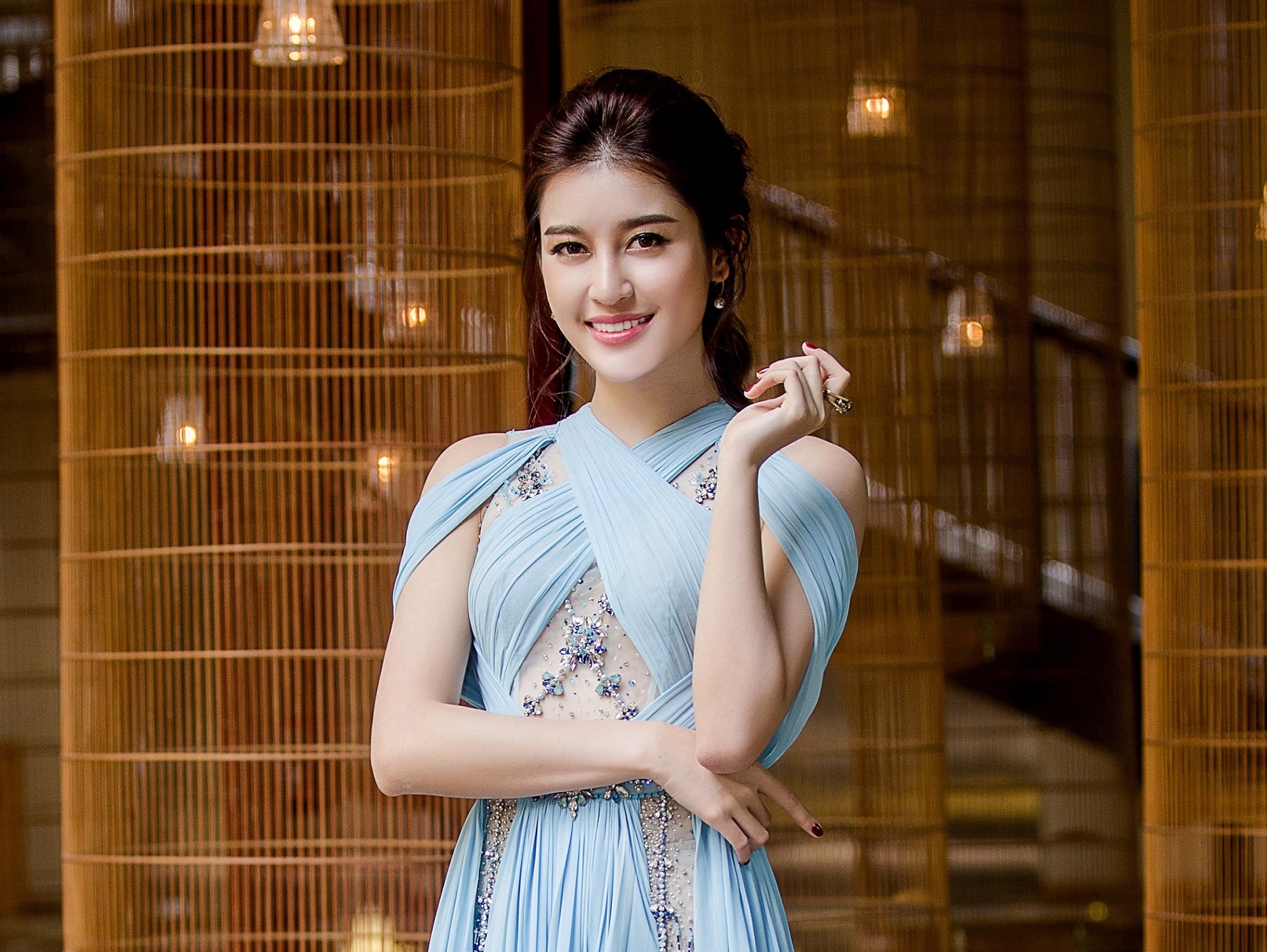 Cach giu gin nhan sac, voc dang cua A hau Huyen My hinh anh