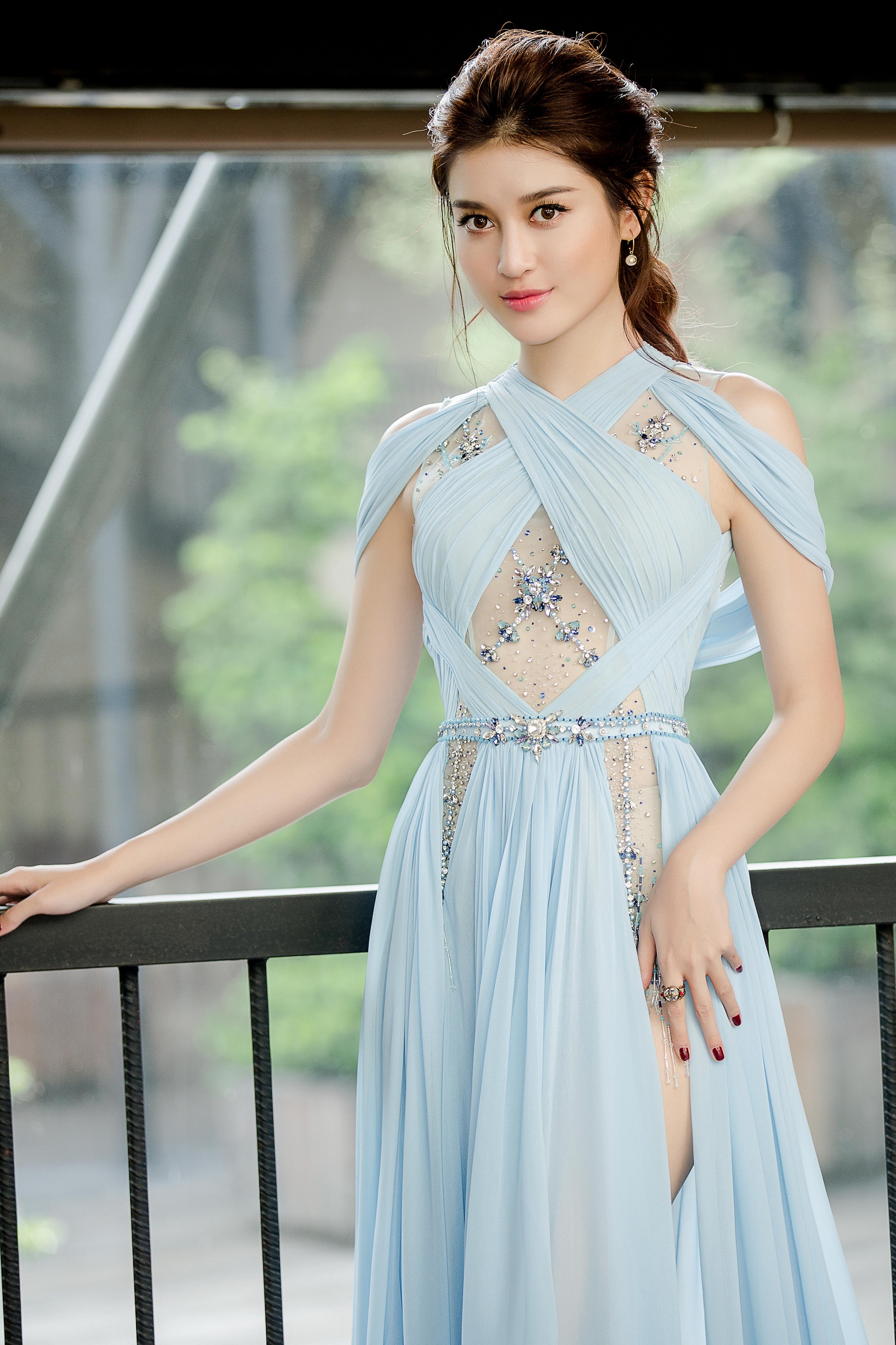 cách giữ gìn nhan sắc vóc dáng của Á hậu Huyền My ảnh 2 cach giu gin nhan sac voc dang cua A hau Huyen My anh 2