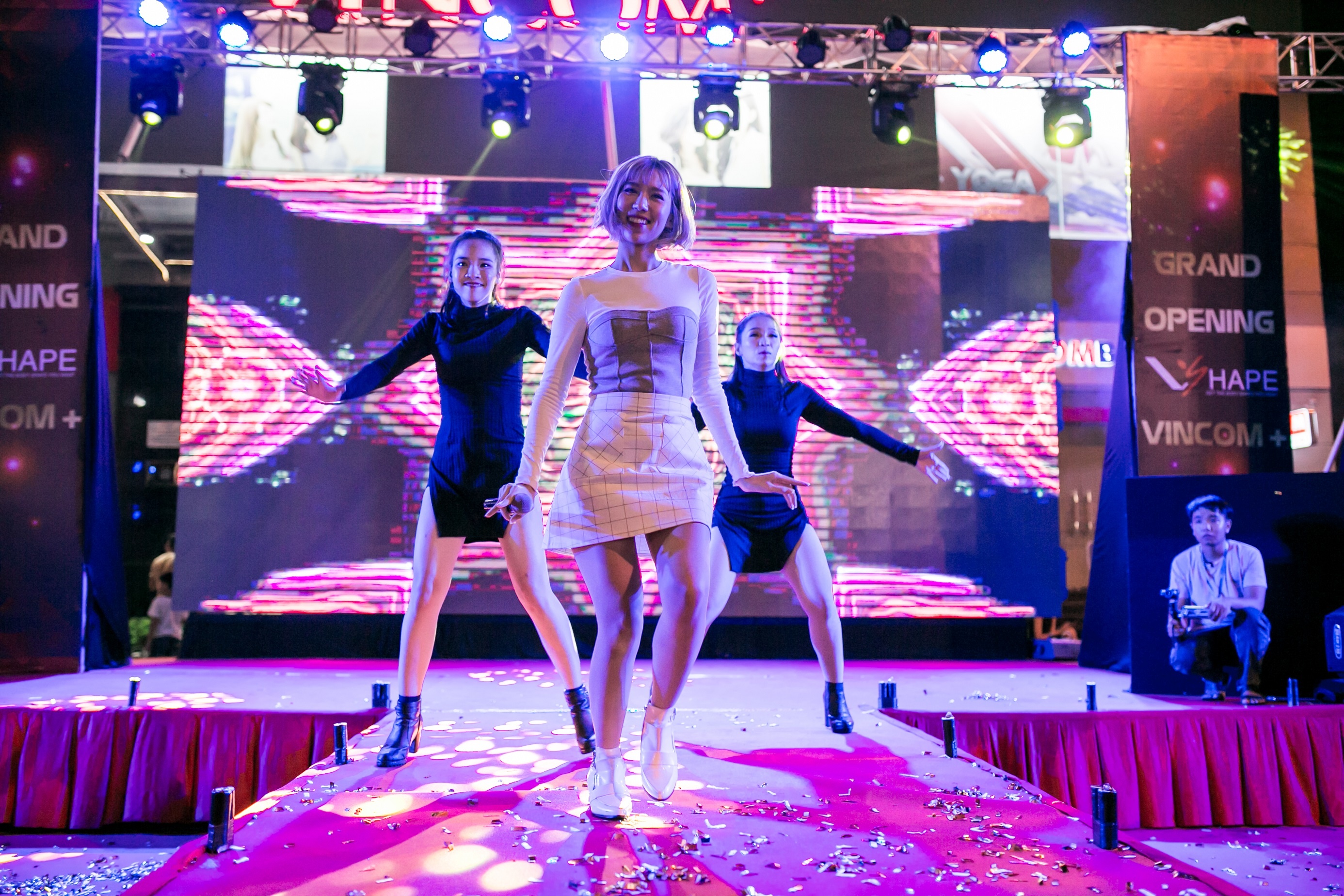 VShape Fitness & Yoga anh 4