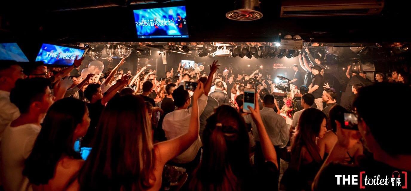 The Toilet HaNoi ảnh 1 The Toilet HaNoi anh 1