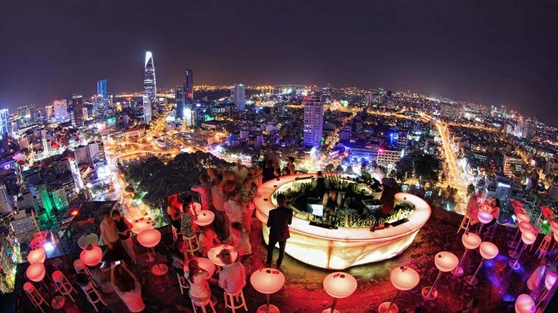 Samsung Galaxy J7 Pro anh 1