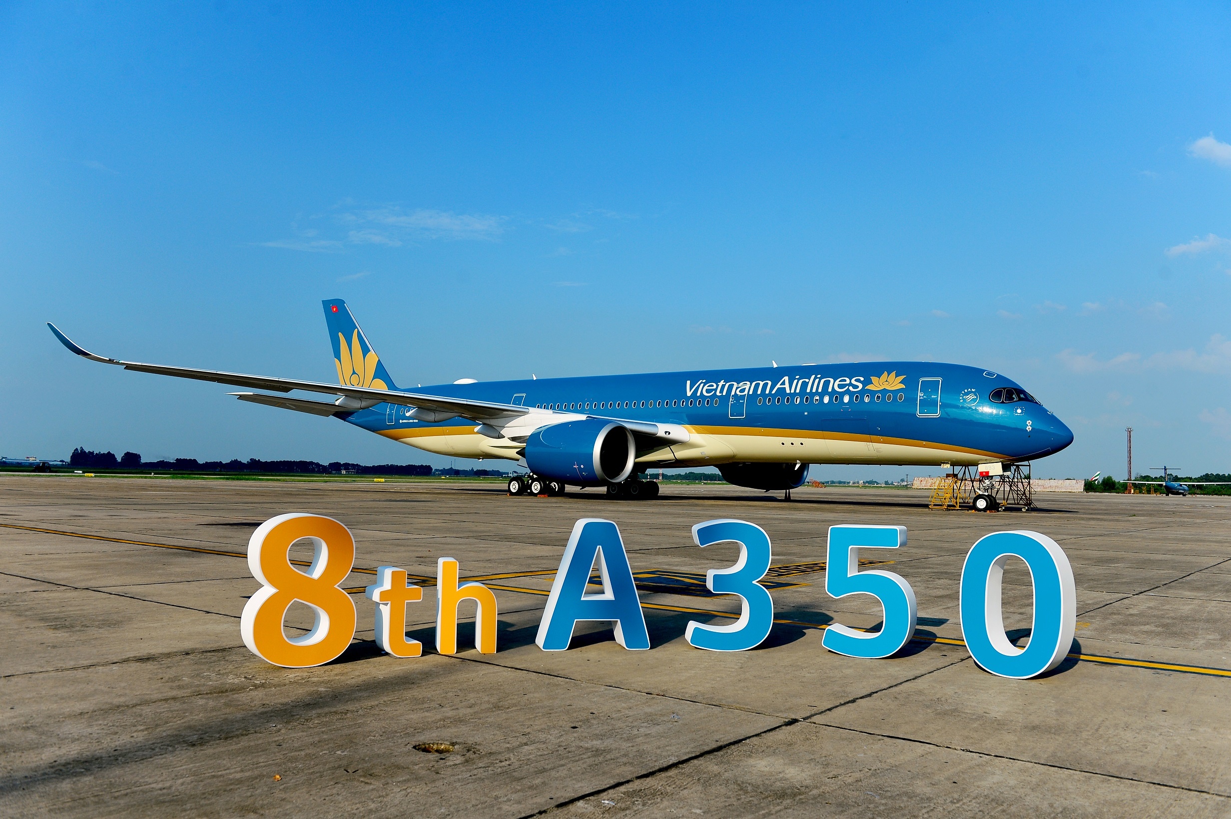 Can canh sieu may bay A350-900 thu 8 cua Vietnam Airlines hinh anh
