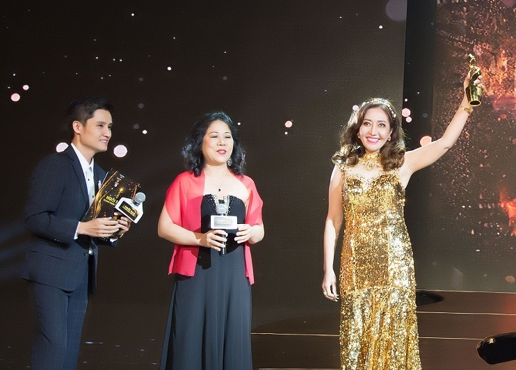 Gala ton vinh Ngoi sao Doanh nhan Viet 2017 thanh cong tot dep hinh anh