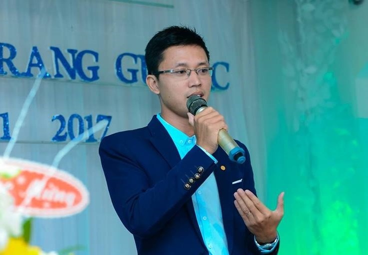 Livestream - bi quyet thanh cong cua ‘chang nong dan GUMAC’ hinh anh