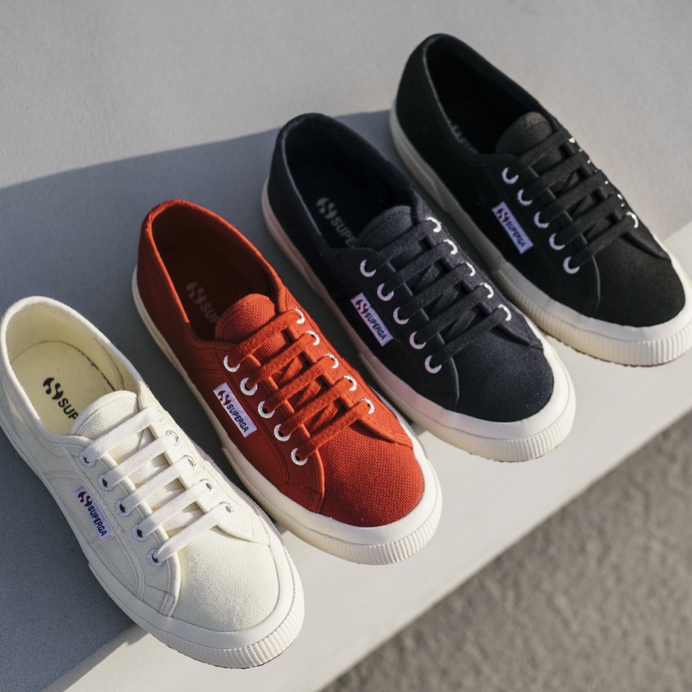 Hoang Phuc khuyen mai mua mot tang mot cho tat ca san pham hinh anh