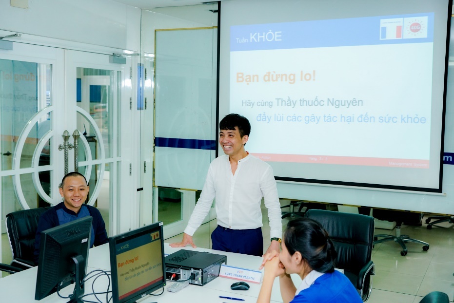 Cong ty nhua Long Thanh anh 1