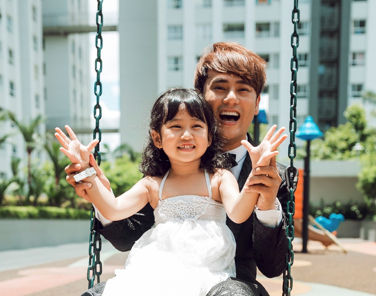 Ung Dai Ve viet nhac thieu nhi, mua nha vi con gai hinh anh