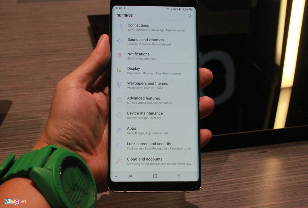 Samsung Note 8 anh 2
