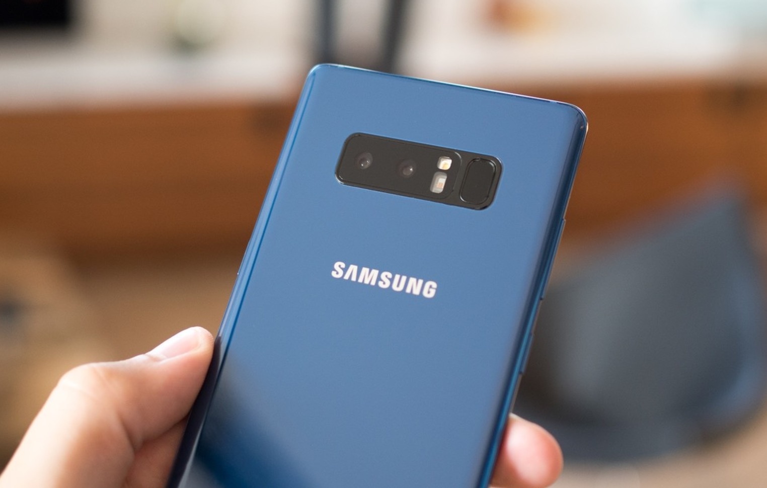 Galaxy Note 8: An tuong ve camera, but S-Pen, gia gan bang xe may hinh anh