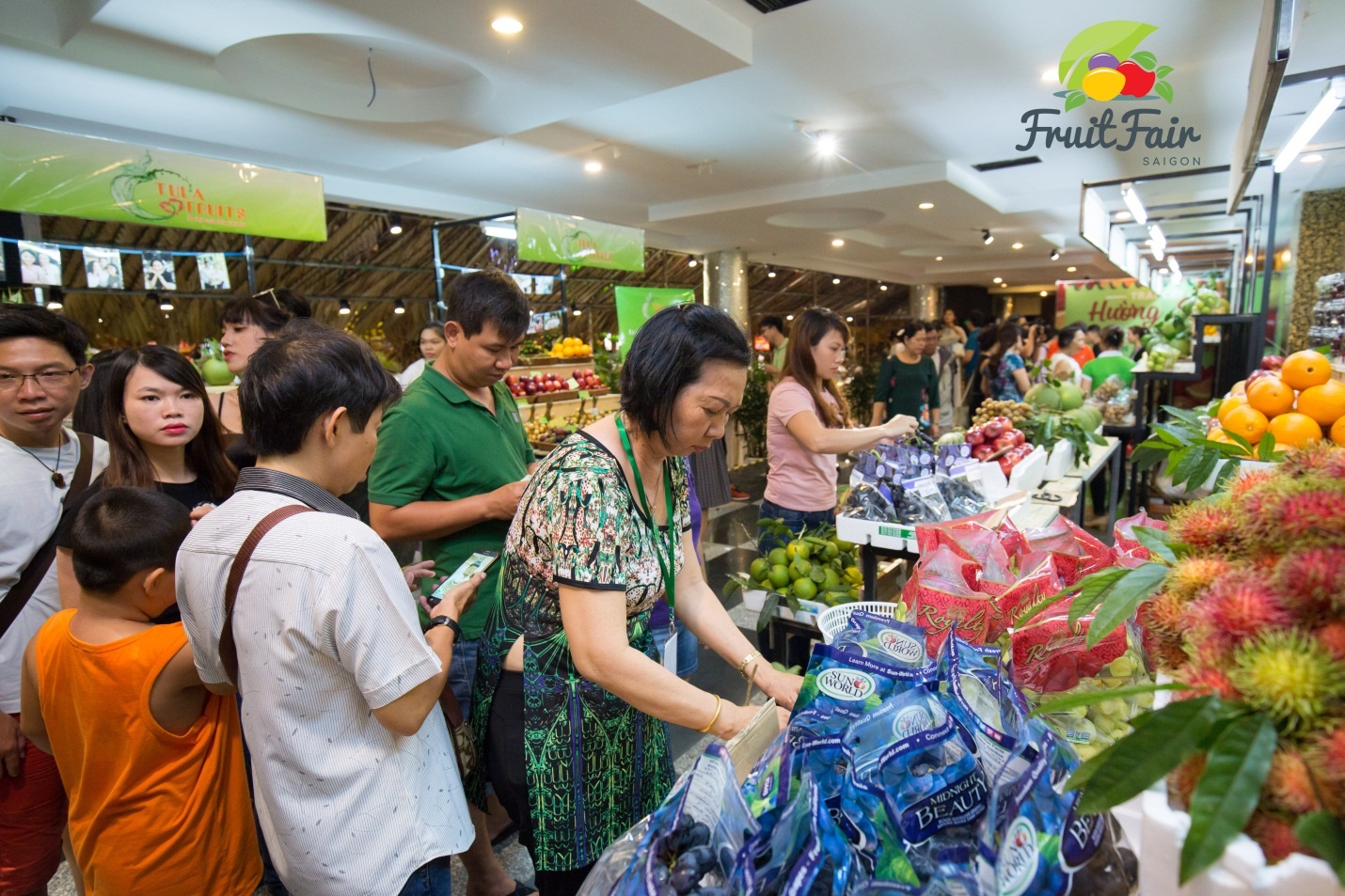 Hoi cho trai cay Sai Gon anh 4