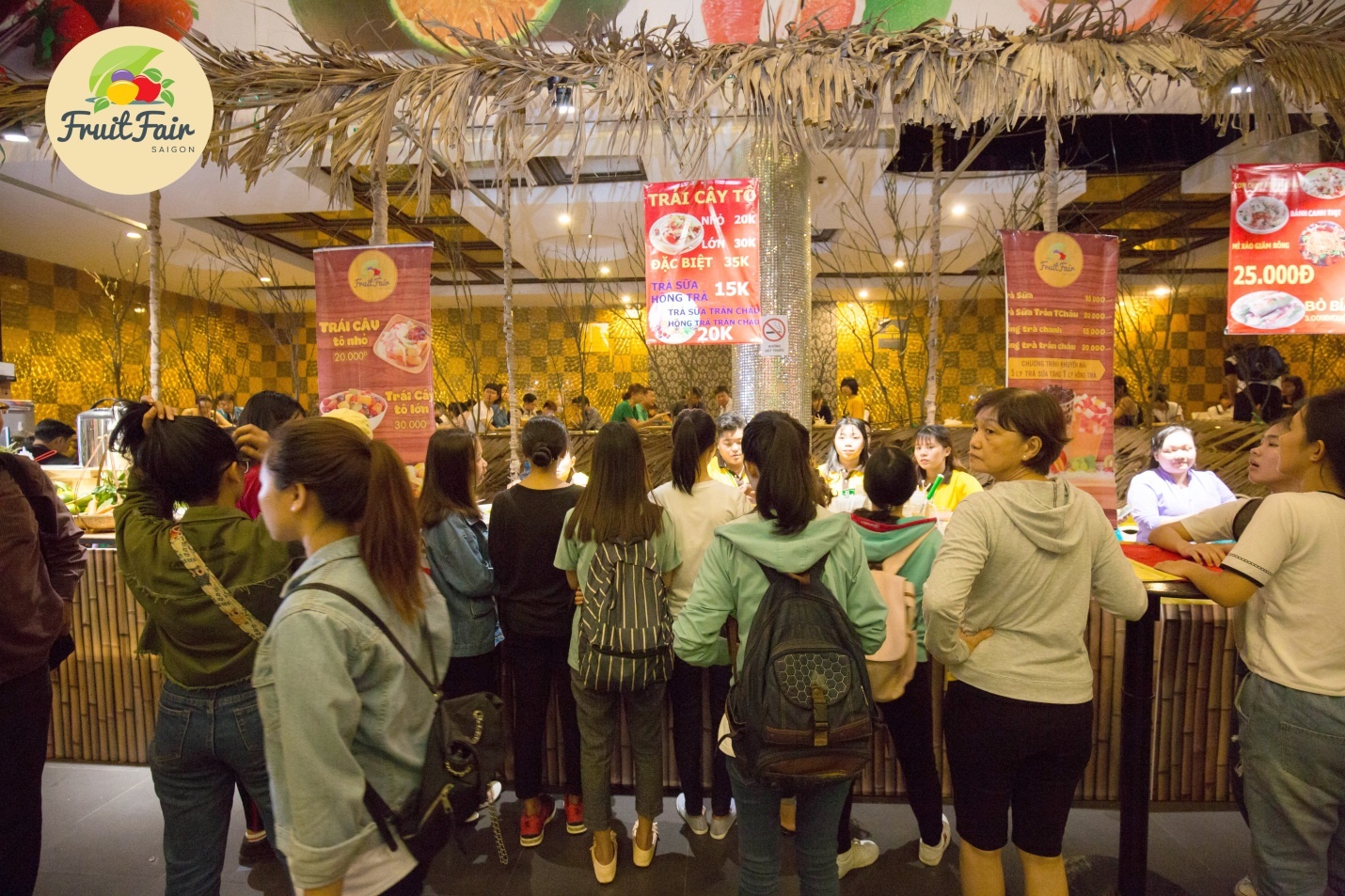 Hoi cho trai cay Sai Gon anh 6