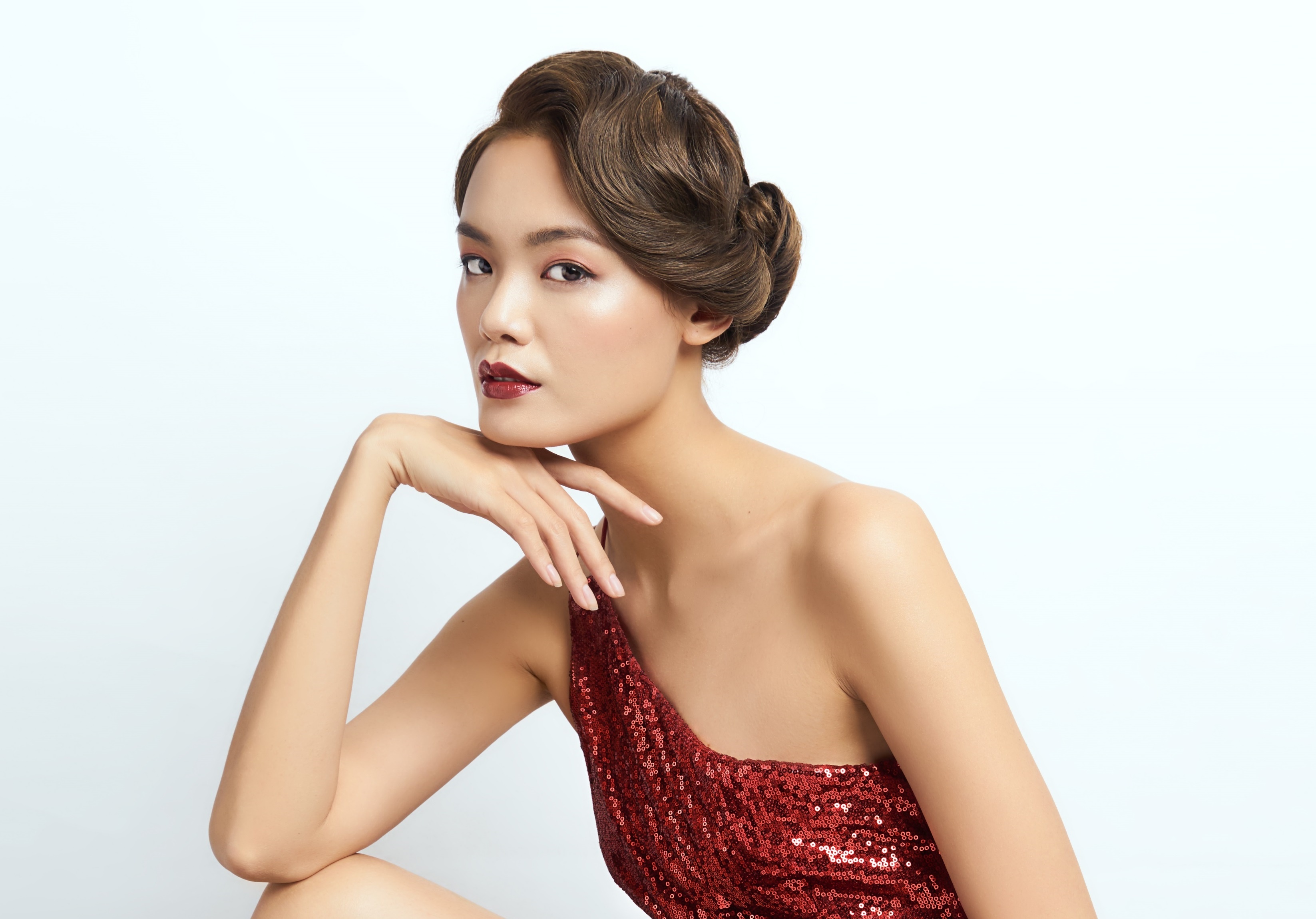 Hang Nguyen, Le Thanh Thao tat bat chuan bi cho ‘The Power of Beauty’ hinh anh