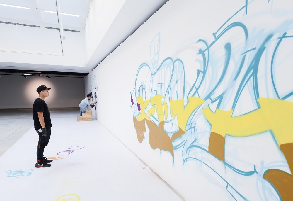 VCCA dua nghe thuat duong pho vao khong gian trien lam hinh anh