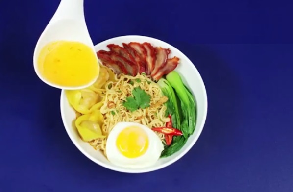 5 phut co ngay mon mi trung chan xa xiu hinh anh