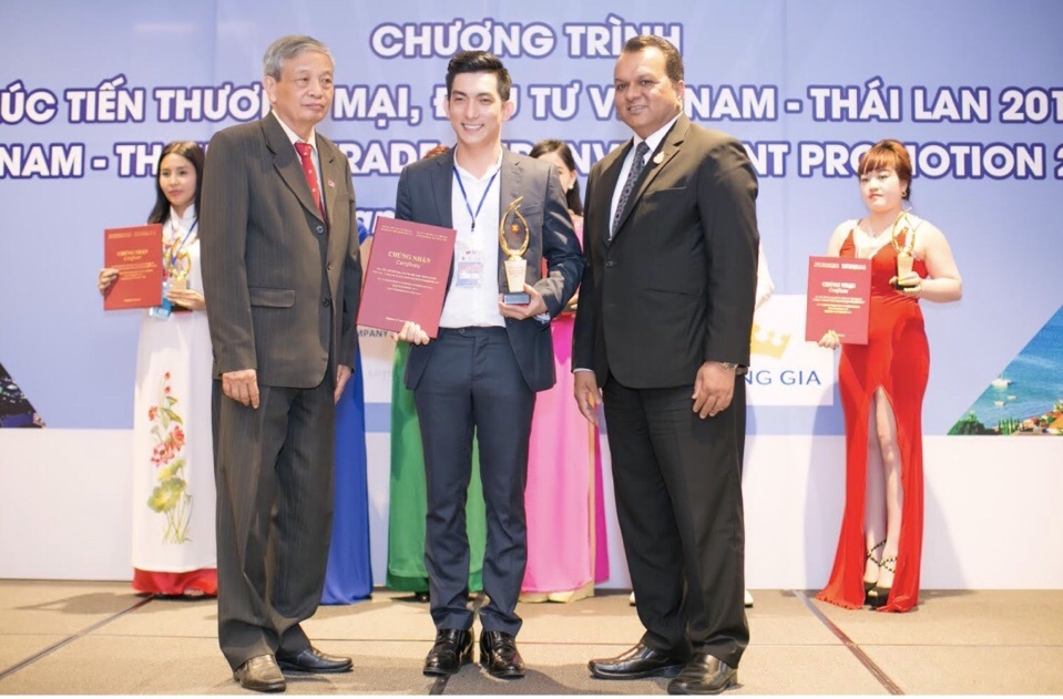 mỹ phẩm G-White ảnh 6 my pham G-White anh 6