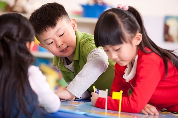 Phong tranh benh truyen nhiem mua khai truong cho tre hinh anh