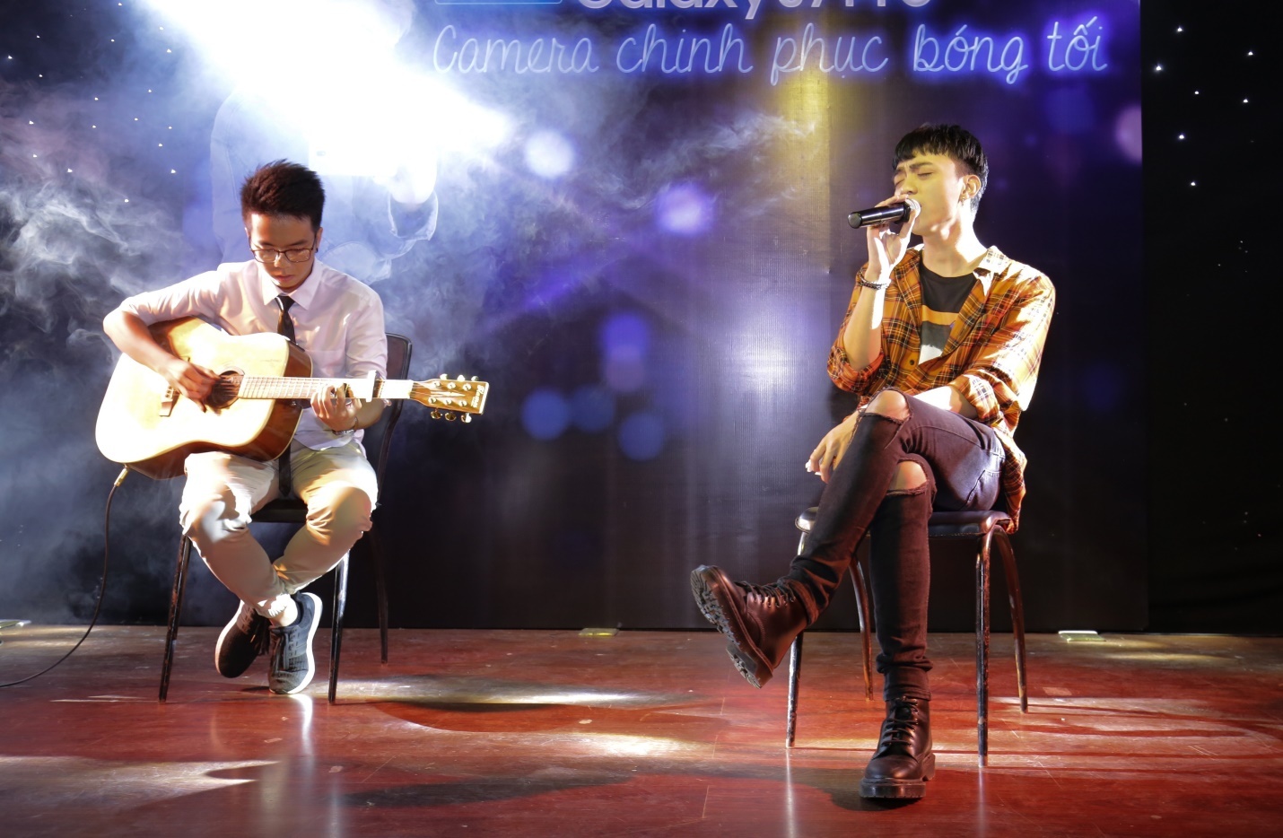 Samsung Galaxy J7 Pro anh 4