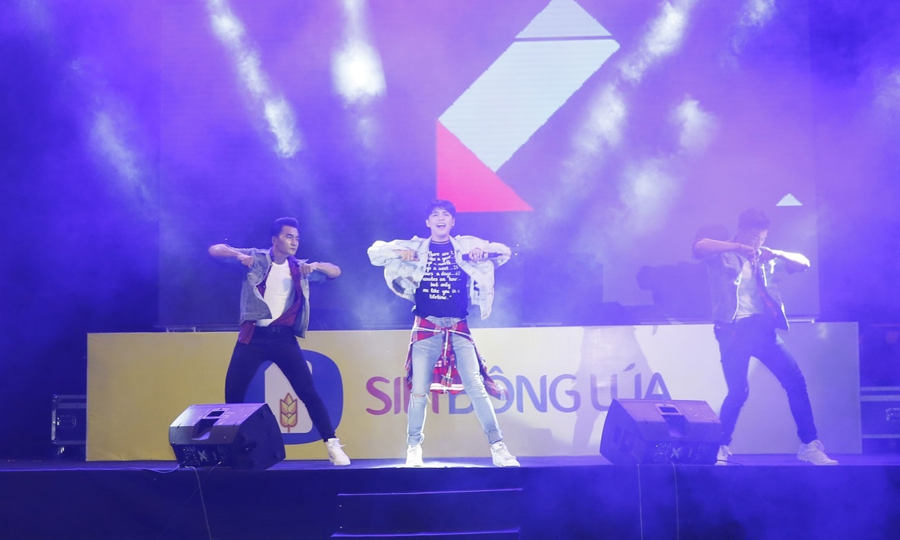 YOLO - Dám chia sẻ ảnh 3 YOLO - Dam chia se anh 3