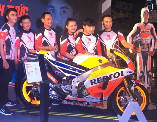 Honda Viet Nam mang giai dua MotoGP 2017 den Da Nang hinh anh