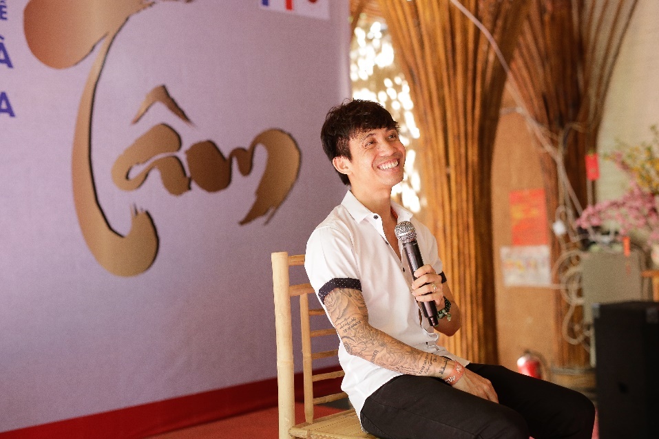 cong ty Nhua Long Thanh anh 1