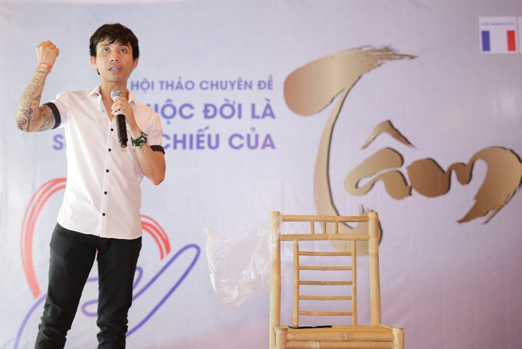 cong ty Nhua Long Thanh anh 2