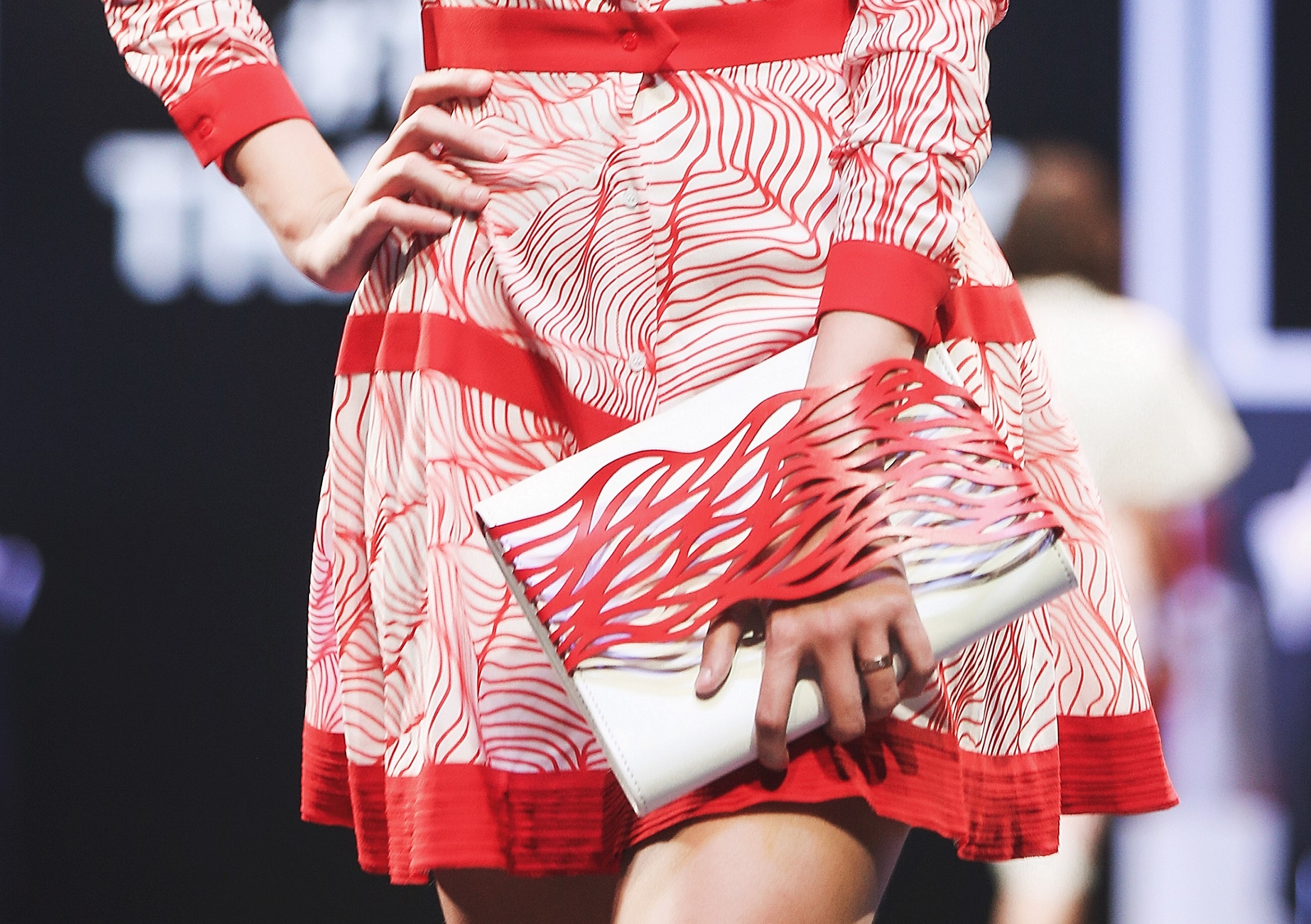 Nhung mau tui xach duoc sao Viet lang xe tai ‘Dau truong phong cach’ hinh anh